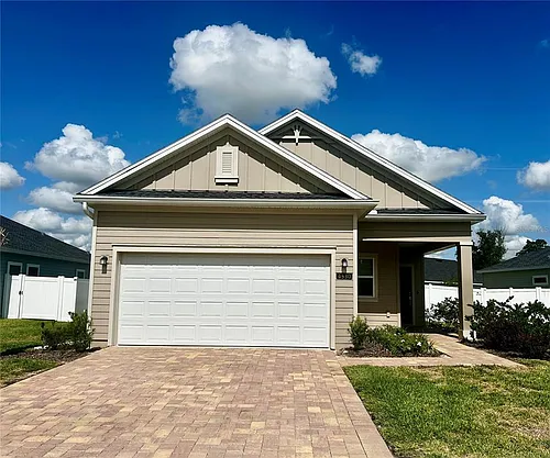 4530 NW 14th Loop Photo 1