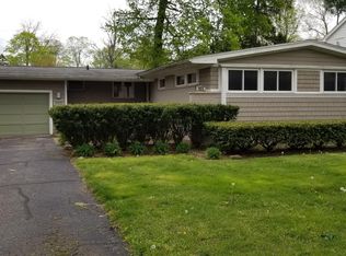 995 Woodlea St, Birmingham, MI 48009