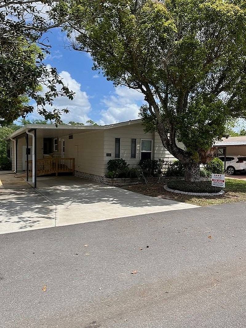 2121 Pebble Beach Blvd
