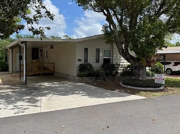 2121 Pebble Beach Blvd, Orlando, FL 32826
