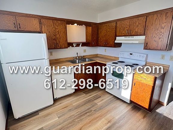 4th image of 2289 11th Ave E APT 2