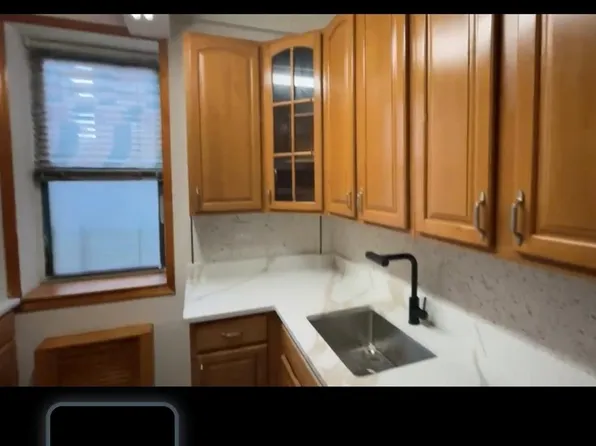 1237 Avenue Z image 8 of 10