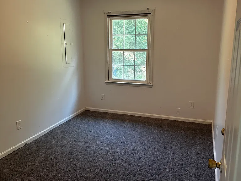384 Coates Rd #1 — Photo 6