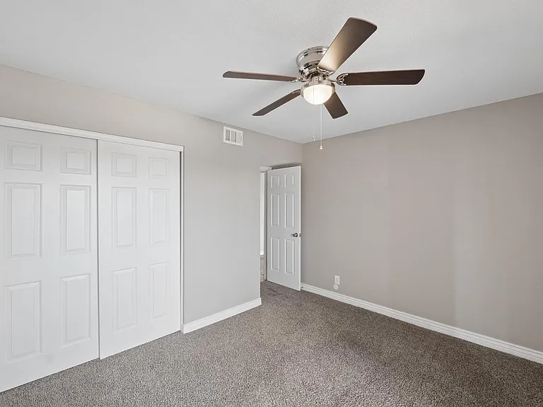 540 N May St #3122 — Photo 21