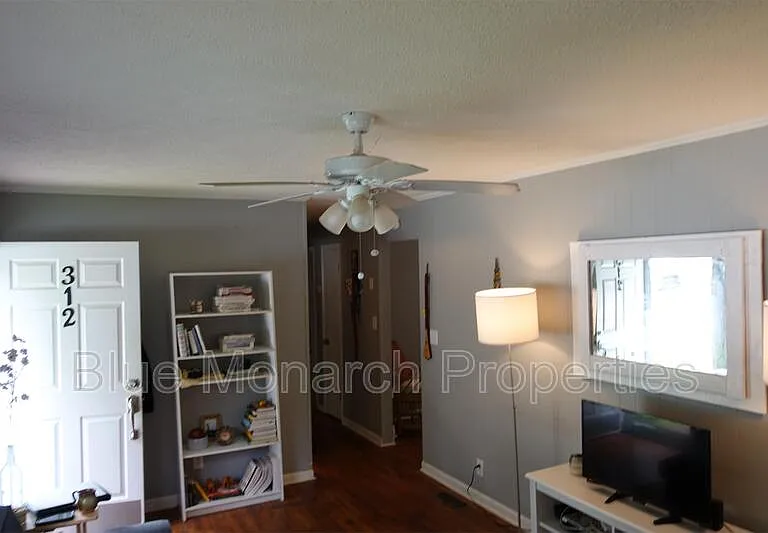 312 Bryte St — Photo 17