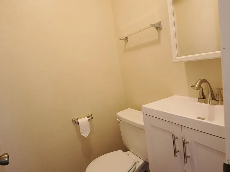 2439 E Willamette Ave #A — Photo 11