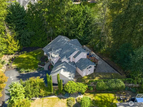 2016 236th Avenue SE, Sammamish, WA 98075