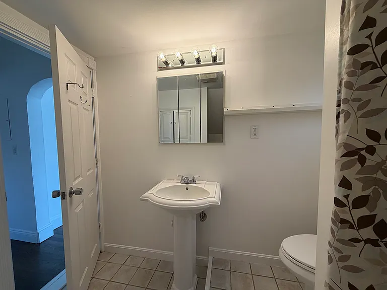 980 Washington St #2 — Photo 10