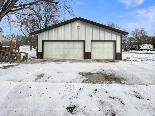 135 N Petrick St, Appleton, MN 56208