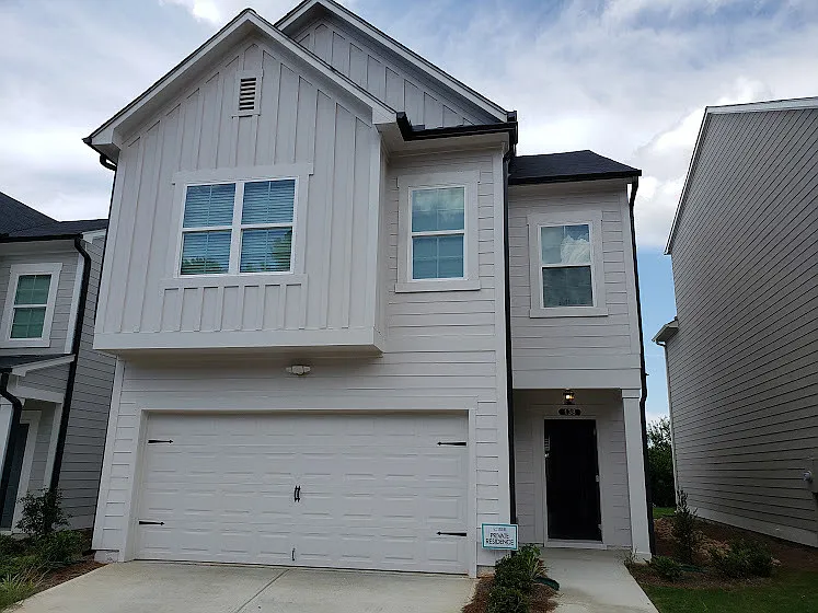 138 Millers Ln