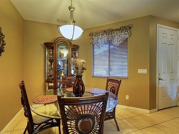 2nd image of 3216 Antica St
