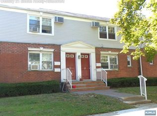 73B Hastings Ave, Rutherford, NJ 07070