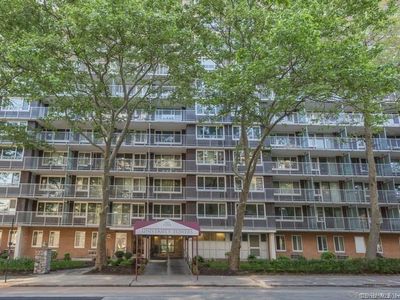 100 York Street #9H, New Haven, CT, 06511