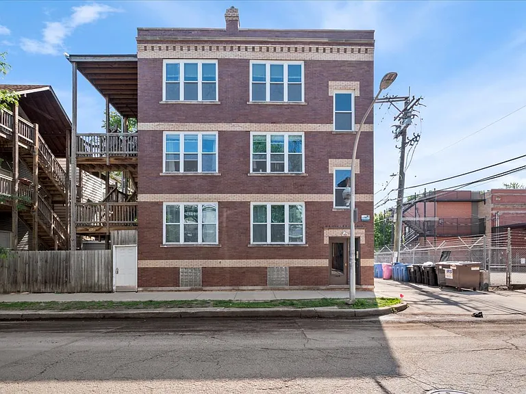 3449 N Seminary Ave #3 — Photo 9