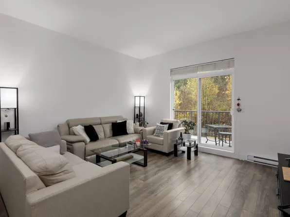 8130 136a St #32, Surrey, BC V3W 1H9