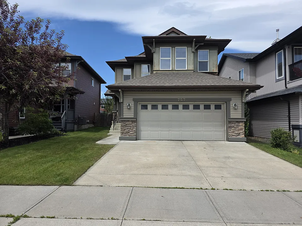 757 Auburn Bay Blvd SE