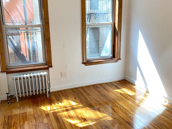 3rd image of 328 E 9th St APT 6