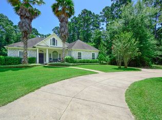 2107 Champions Dr, Lufkin, TX 75901