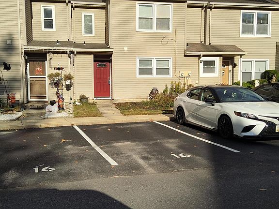 4th image of 16 Tavistock Drive