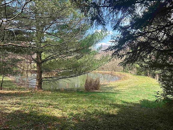 4th image of 2 Bonner Mountain Rd