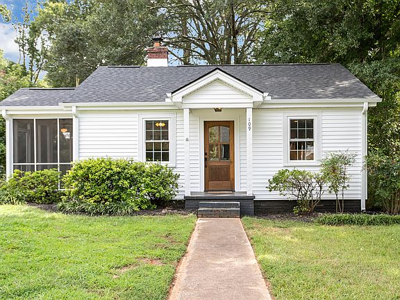 Front of Home in Easley. Walkable to downtown Easley