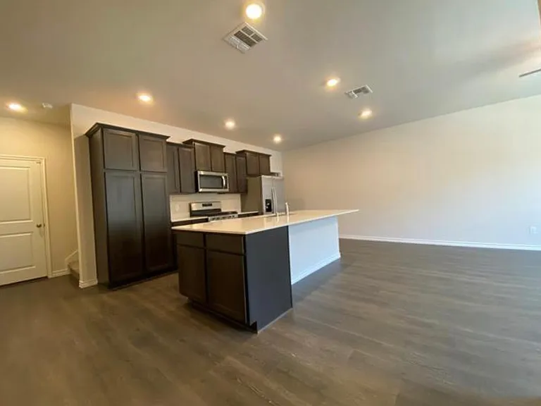 2017 Crooked Bow Dr — Photo 9