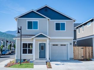 172 Poppy Bay Pl #HOUSE, Talent, OR 97540