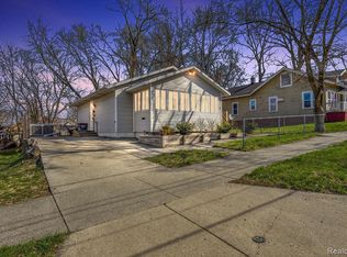 339 Brown St SW, Grand Rapids, MI