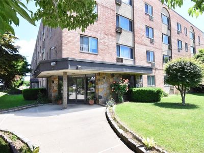 420 Palisade Avenue #2M, Yonkers, NY, 10703