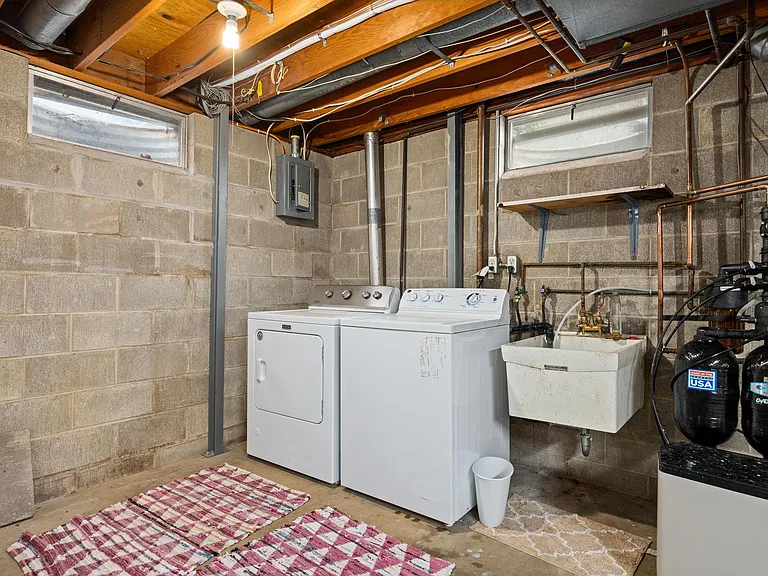 5824 N Imperial Dr — Photo 37