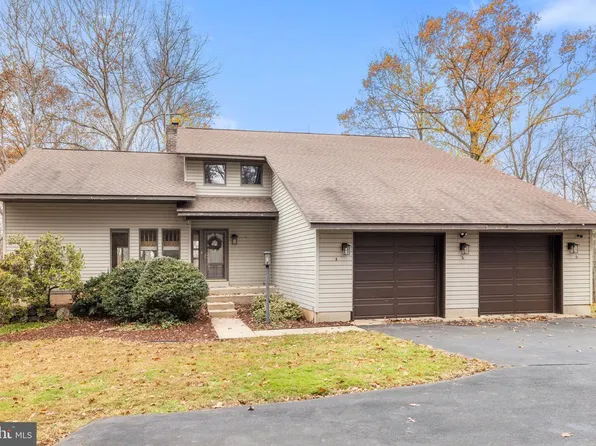 8423 Lock Ln, Warrenton, VA 20186