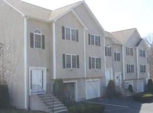 11 Church St, Sutton, MA 01590