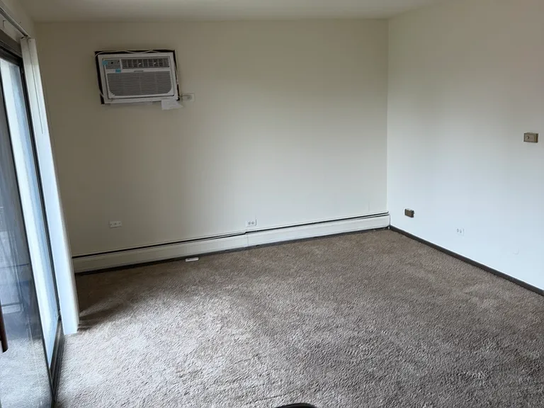 15705 Reynolds Ln #3B — Photo 4