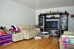 3rd image of 7118 N Nagle Ave