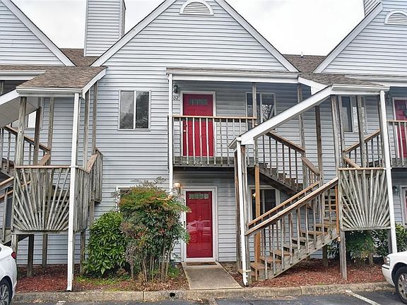 2nd image of 722 Lesner Ave APT 102