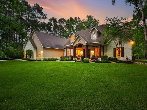 28 Lake Forest Dr, Conroe, TX 77384