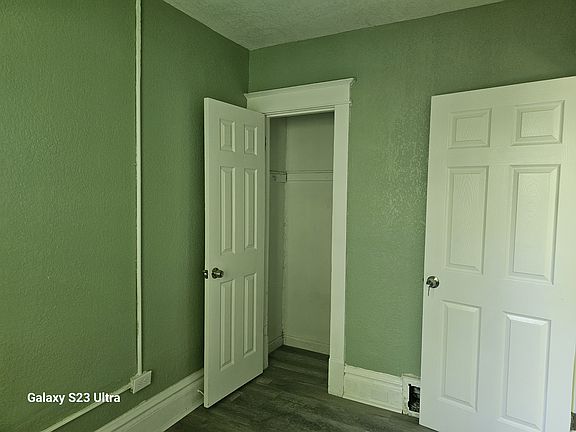 5th image of 2140 Crescent Ave
