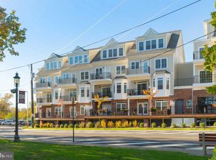 2 Canals End Rd, Bristol, PA 19007