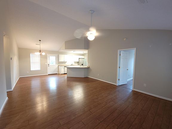 2nd image of 324 Weeping Willow Dr