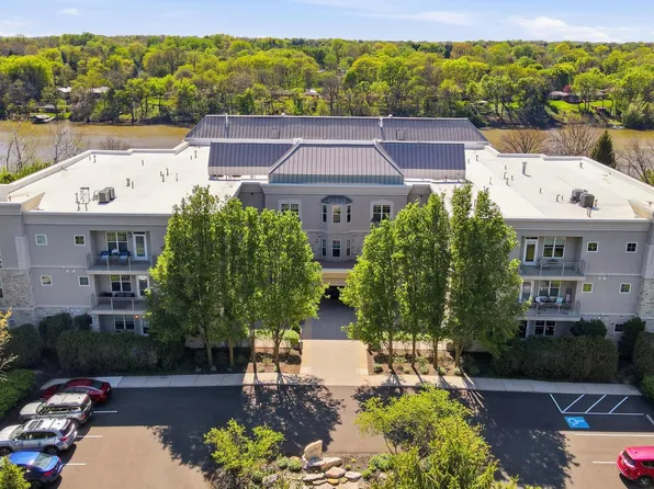 5735 Newbank Cir APT 101, Dublin, OH 43017