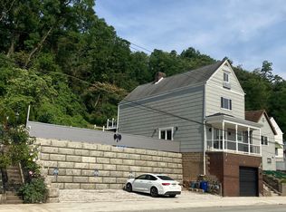 93-94 Irvine St UNIT 1, Pittsburgh, PA 15207