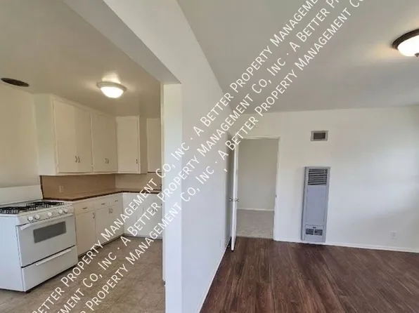 4547 E 14th St, Long Beach, CA 90804