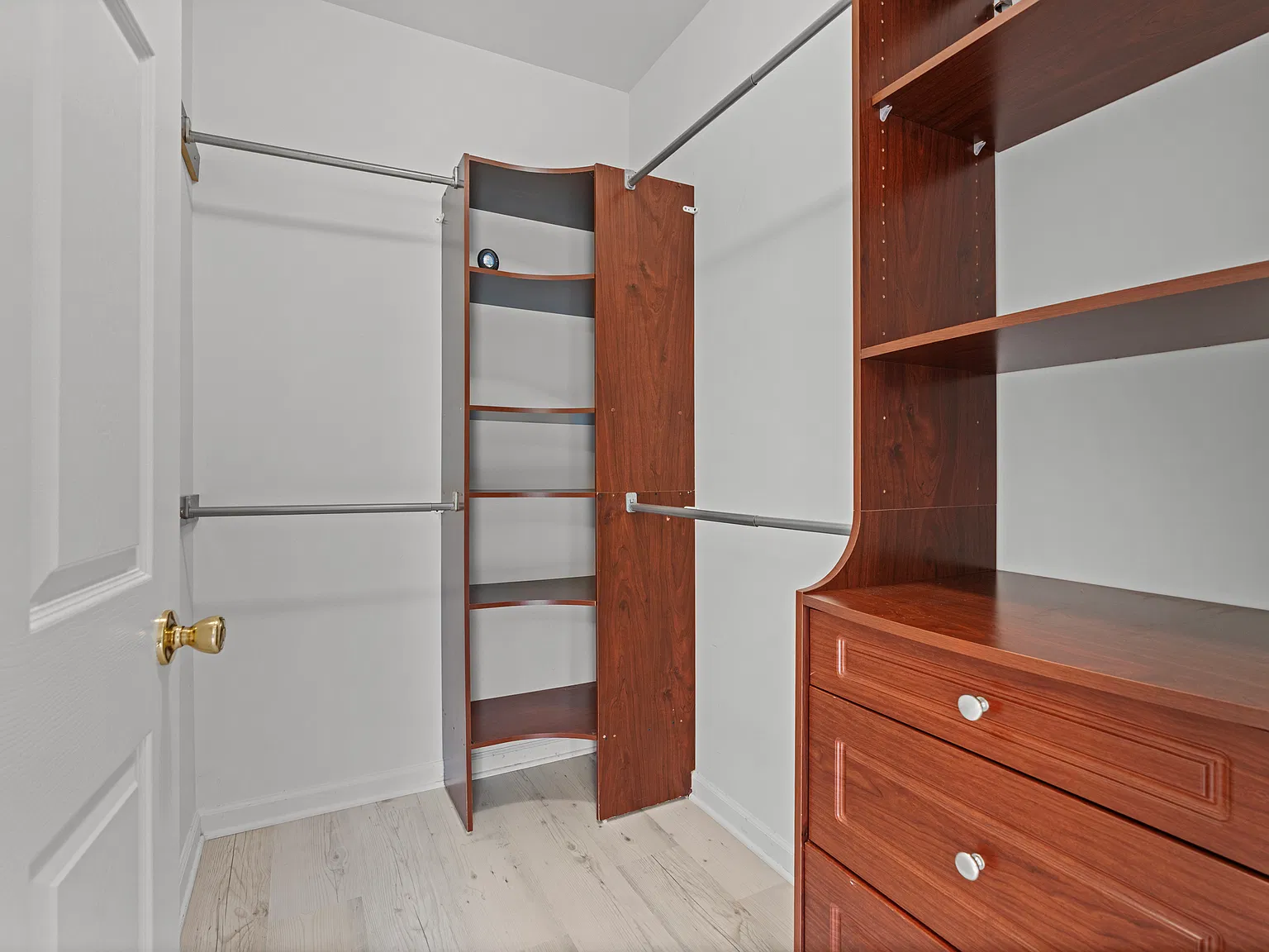 2 bed, 1450 sqft, $2,500 — Photo 4