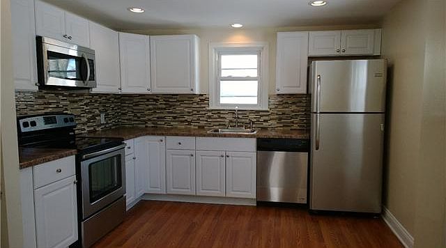 1st image of 271 Highland Dr