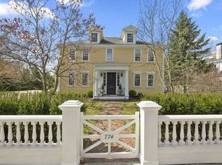 774 High St, Dedham, MA 02026