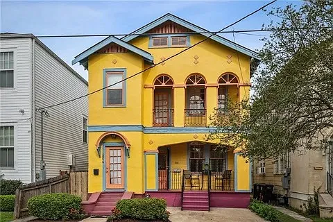 Adams St — Photo 2