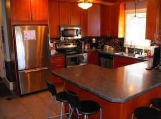 88 Concord Ave, Cranston, RI 02910