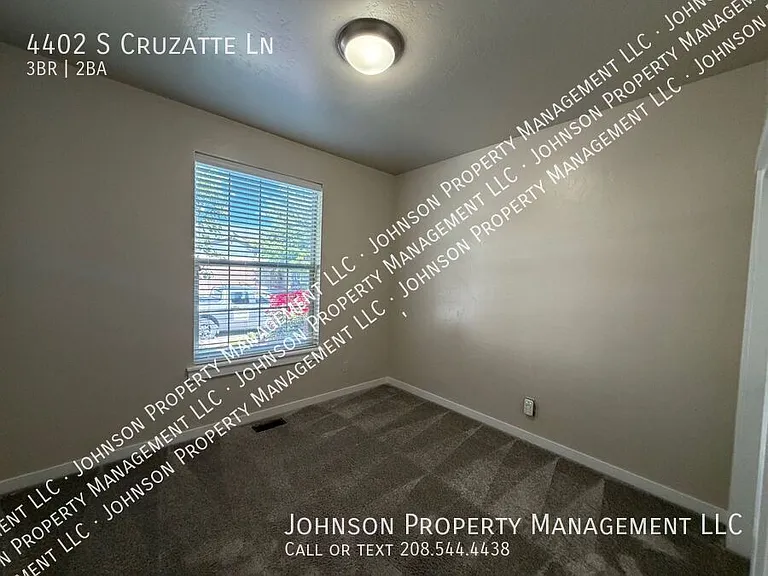 4402 S Cruzatte Ln — Photo 11
