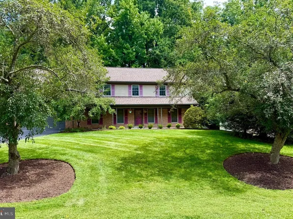 9326 Edgewood Ct, Gaithersburg, MD 20877