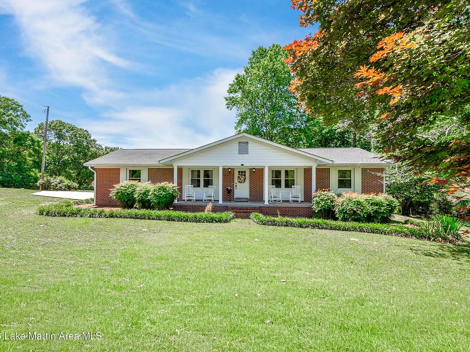1st image of 368 Fairlane Cir